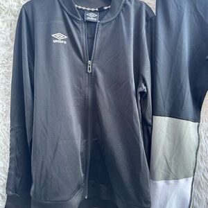 Girls New Umbro Black and White Track Jacket and leggings